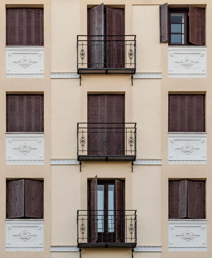 Aparthotel Bob W Arte Madryt Zewnętrze zdjęcie